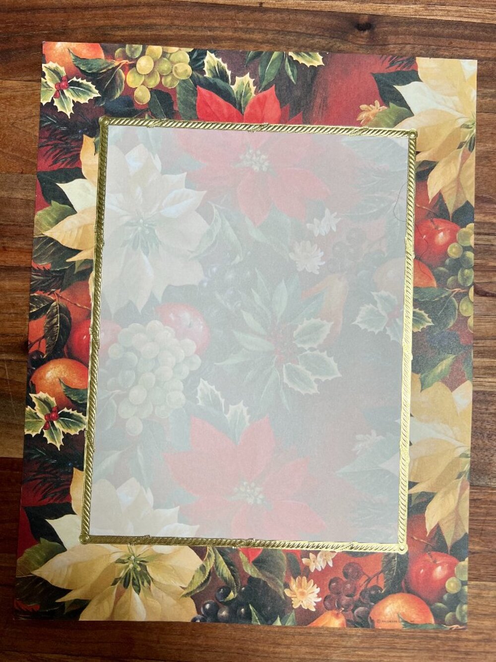 Hallmark Deluxe Designed Holiday Paper